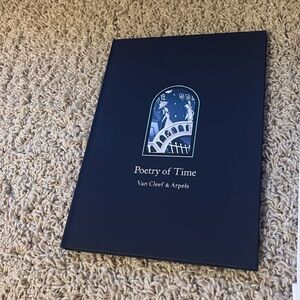 Van Cleef &Arpels collection book and shopping bag